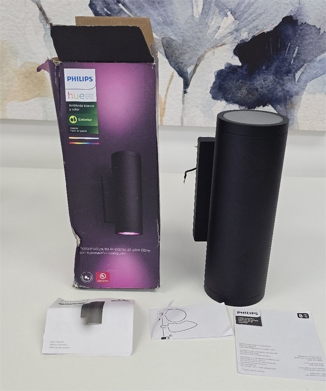 Philips Hue Appear Outdoor Smart Wall Light, Black - photo 3