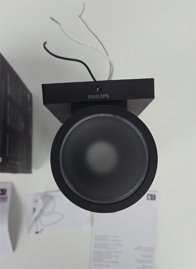 Philips Hue Appear Outdoor Smart Wall Light, Black - photo 4