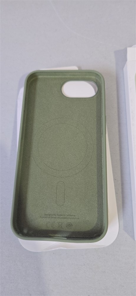 Apple iPhone 17e Silicone Case with MagSafe Light Moss - photo 4
