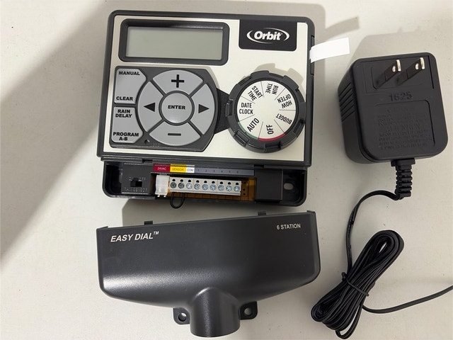 Orbit 28966 Easy Dial 6-Station Indoor Sprinkler Controller - photo 4