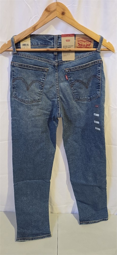 SIZE 26 Levi's Women's Wedgie Straight Jeans (New) - photo 5