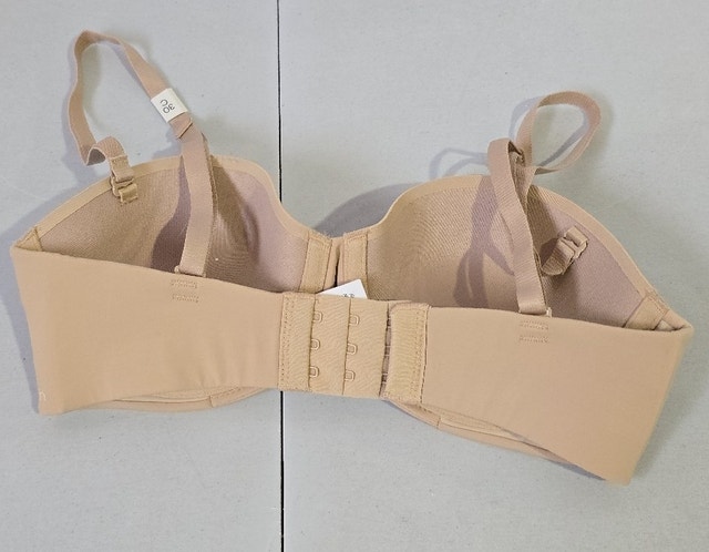 30C Calvin Klein Womens Ck Push Up Strapless Bra - photo 4