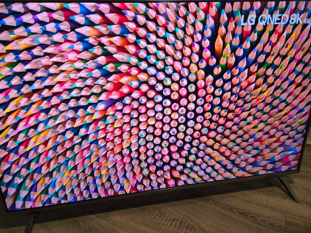 LG 55" 4K UHD 2160p HDR10 WebOS Smart TV - photo 3