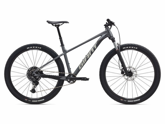 Giant Talon 1 2025 rarely used