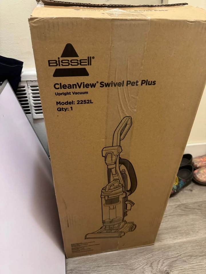Bissell CleanView Swivel Pet Plus Upright Vacuum 2252L - photo 3