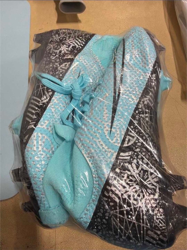 Soccer/Football Cleats (Women's size 8)