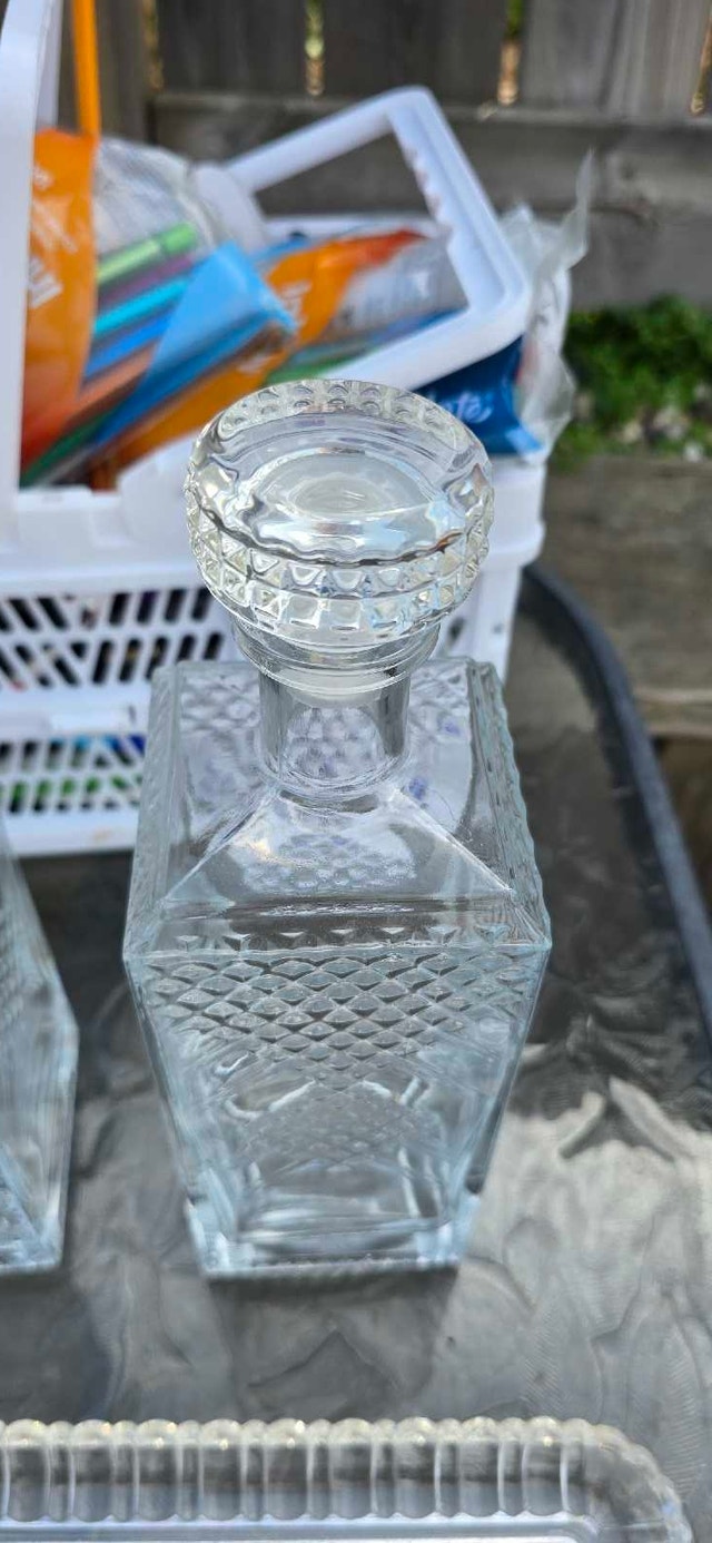 Minhas Crystal Decanter
