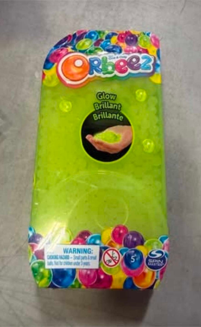 Spin Master Orbeez Glow in the Dark