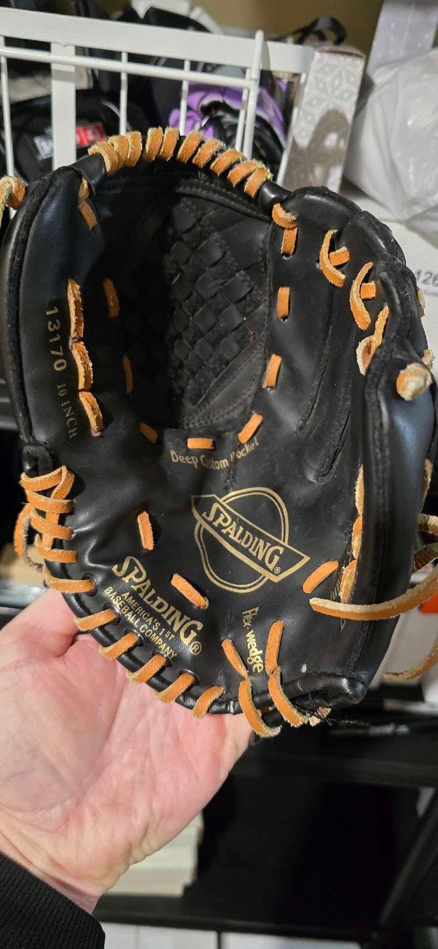 Spalding 10-inch Baseball Glove - photo 3
