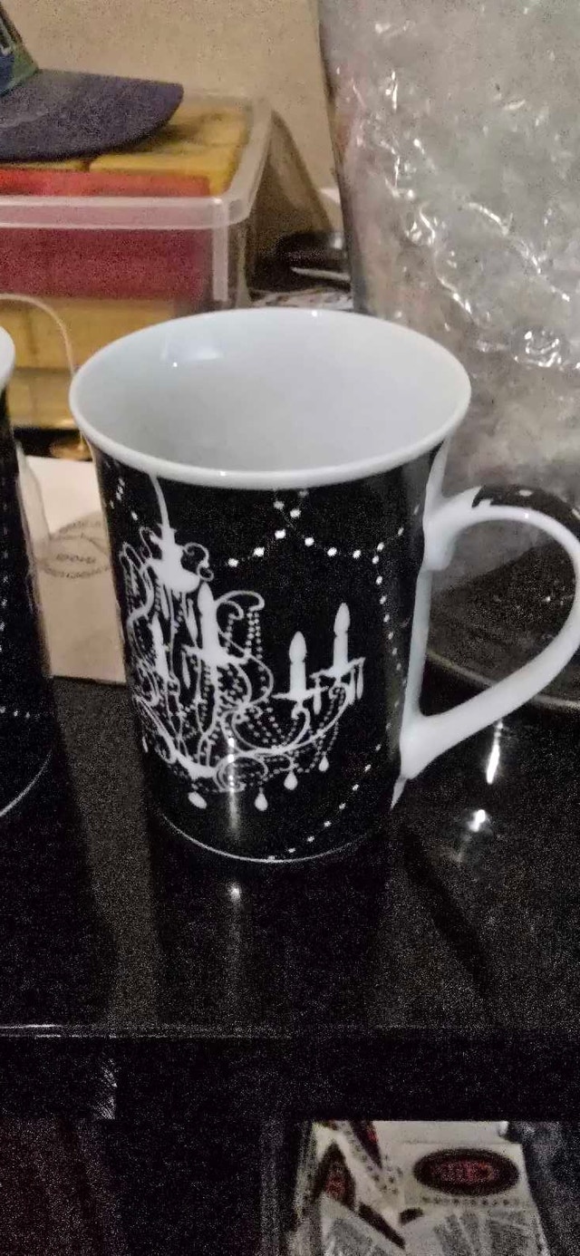 Chandelier Design Mugs - photo 4