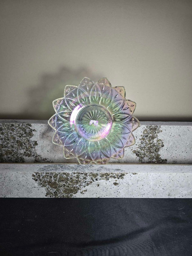 Iridescent Glass Serving Dish - photo 3