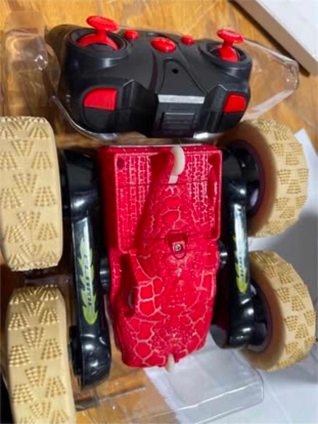 Remote Control Stunt Car (Red)
