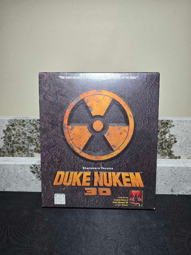 3D Realms Duke Nukem 3D Big Box Shareware PC Game - photo 2