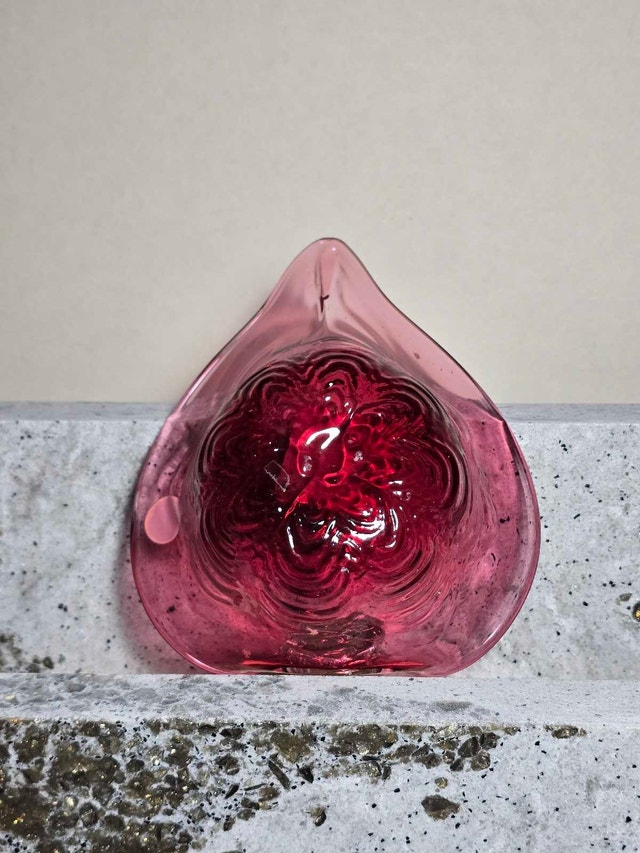 Pink Glass Swan Dish - photo 3