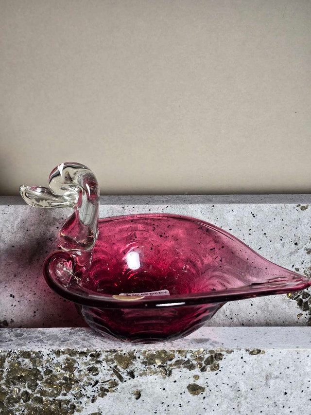 Pink Glass Swan Dish - photo 4