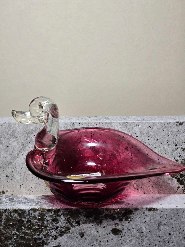Pink Glass Swan Dish - photo 5