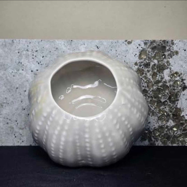 Deartis Ceramic Sea Urchin Vase - photo 2