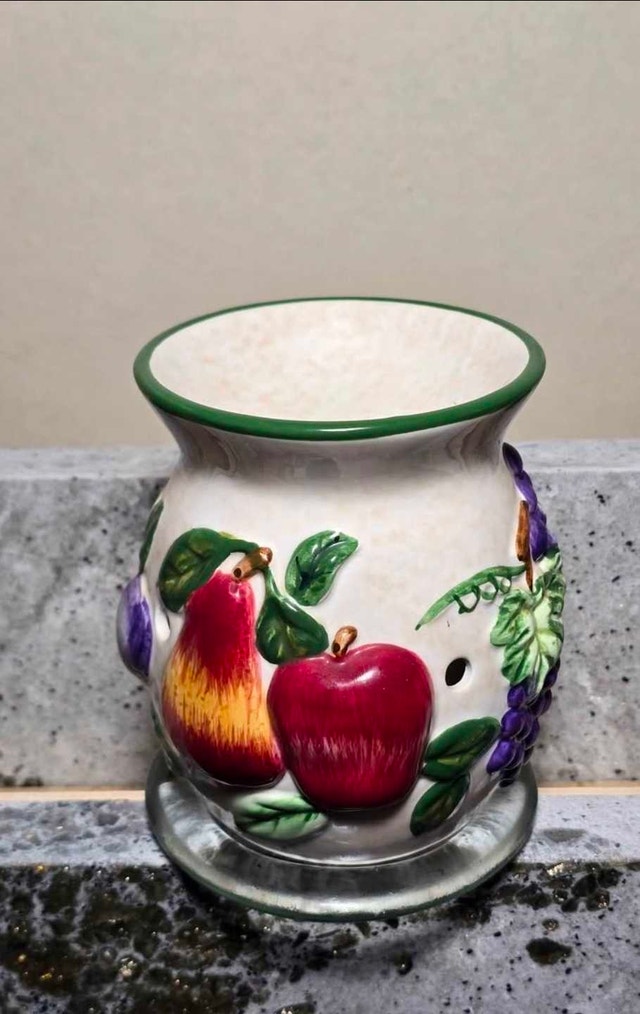 Ceramic Fruit Oil Warmer - photo 3