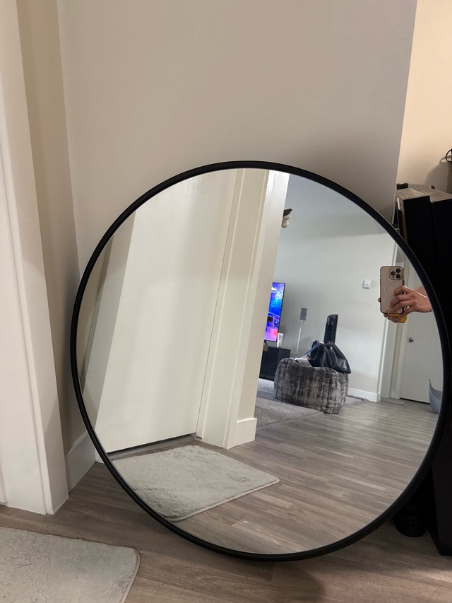 Round Mirror - photo 2