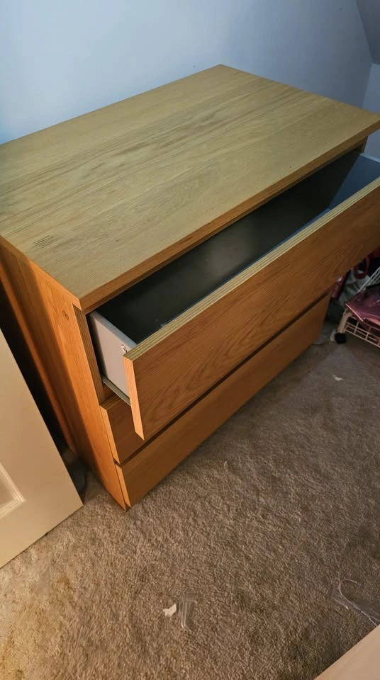 Light Brown Wood 3-Drawer Dresser - photo 2