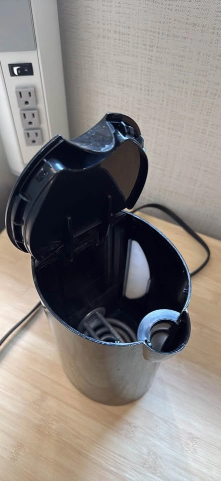 1.7L Electric Kettle - photo 2