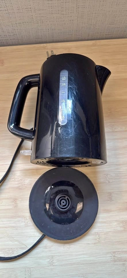 1.7L Black Electric Kettle