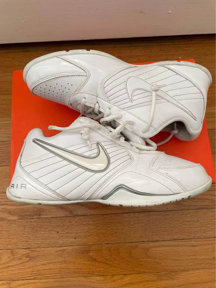 Nike Air Baseline Low Size US 8.5 - photo 2