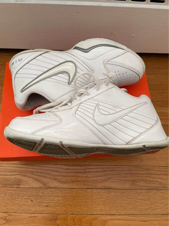 Nike Air Baseline Low Size US 8.5 - photo 3