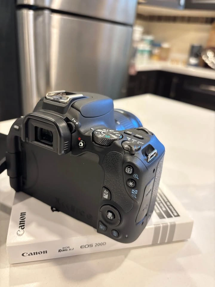 Canon EOS Rebel SL2 DSLR Camera Bundle - photo 5