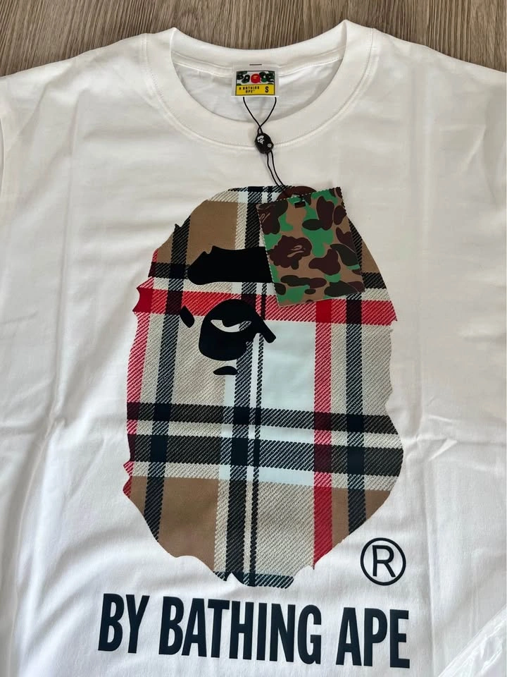 BAPE x Burberry T-Shirt - photo 2