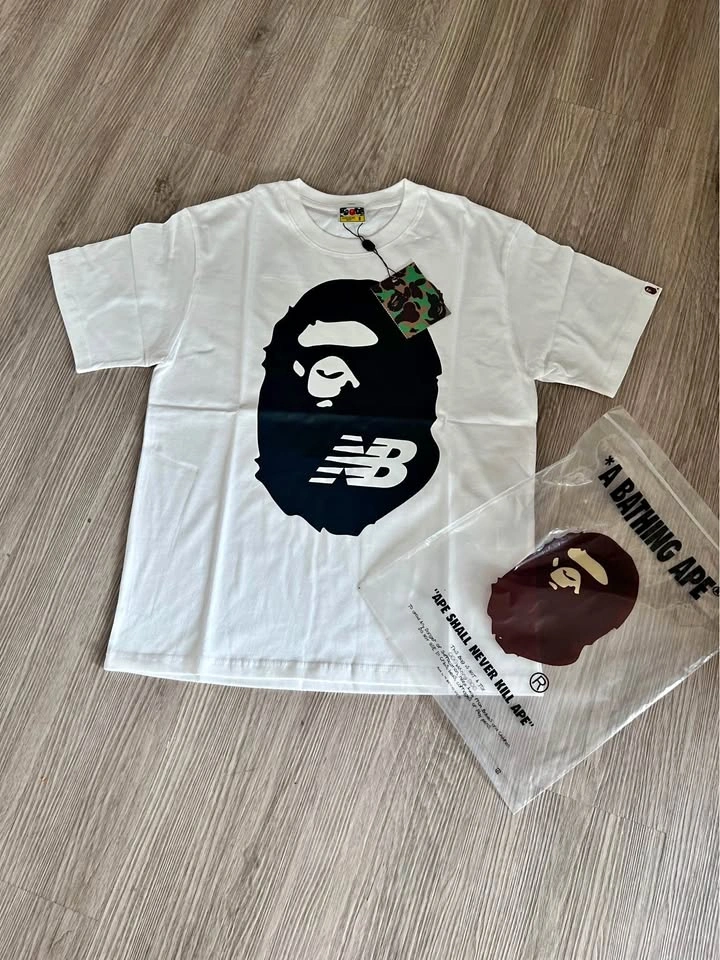 A Bathing Ape x New Balance T-Shirt Size S