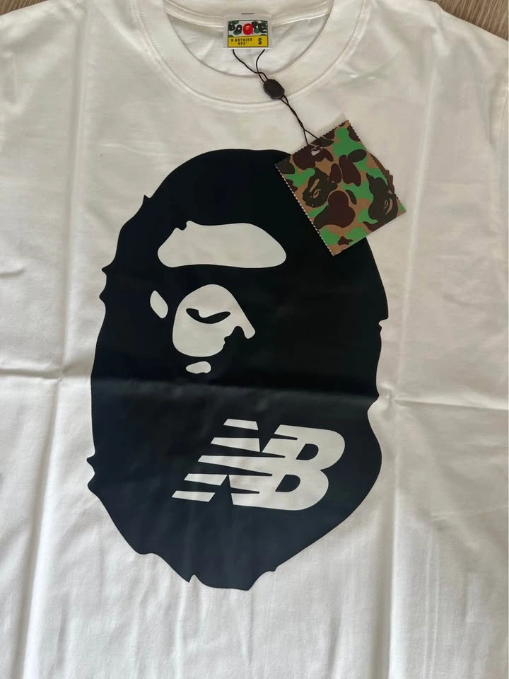 A Bathing Ape x New Balance T-Shirt Size S - photo 2