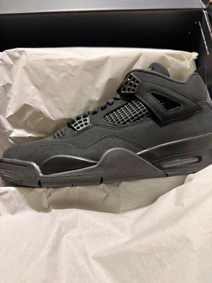 Jordan 4 Black Cat Men’s size 12