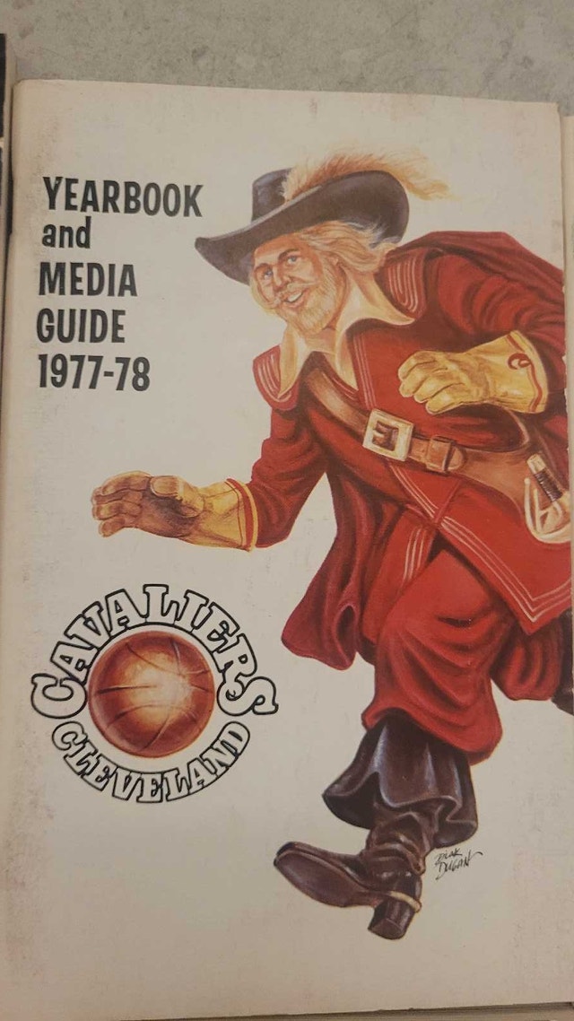 Cleveland Cavaliers NBA vintage media guides - photo 4