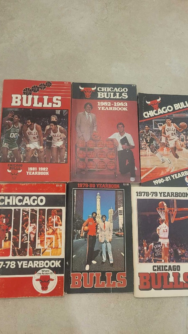 Chicago Bulls NBA vintage media guides