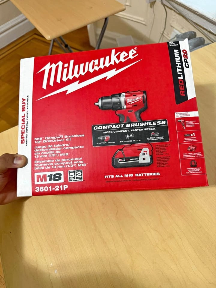 Milwaukee M18 Compact Brushless 1/2” Drill/Driver Kit 3601-21P