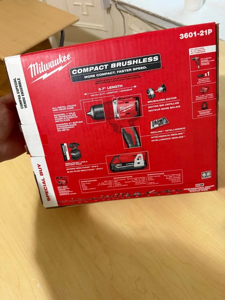 Milwaukee M18 Compact Brushless 1/2” Drill/Driver Kit 3601-21P - photo 2