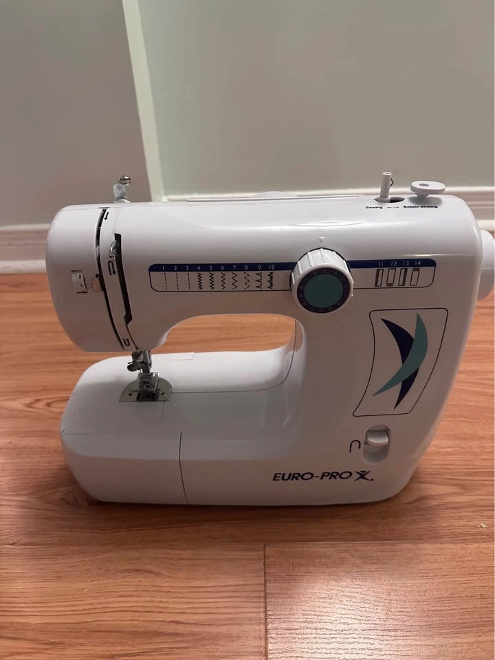 EURO-PRO X 32 Sewing Machine - photo 3