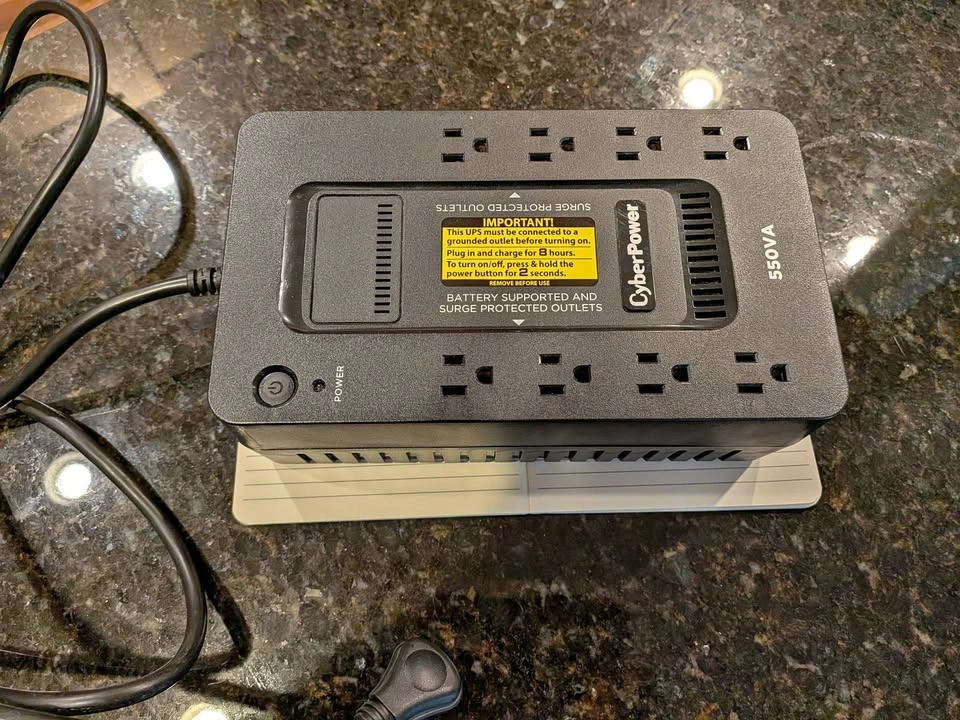 CyberPower SX550Ga battery backup UPS and Surge Protector