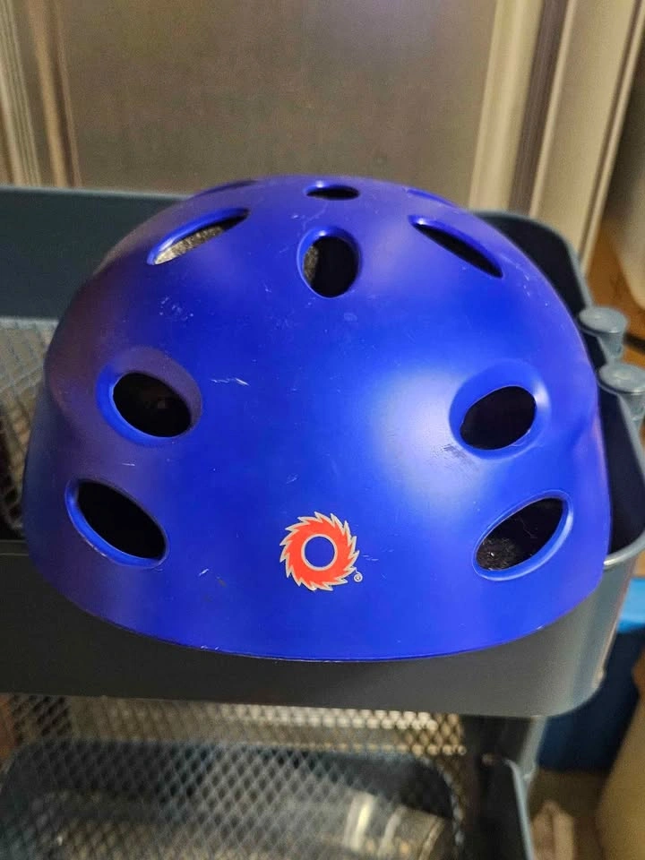 Girls Razor V17 Multi-Sport Helmet - photo 2