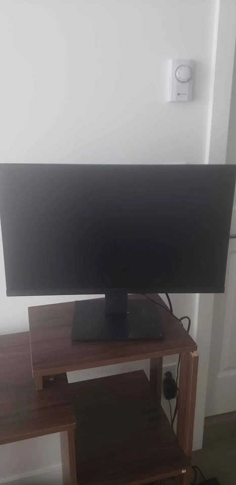 MOVEOUT SALE- Computer monitor - photo 4
