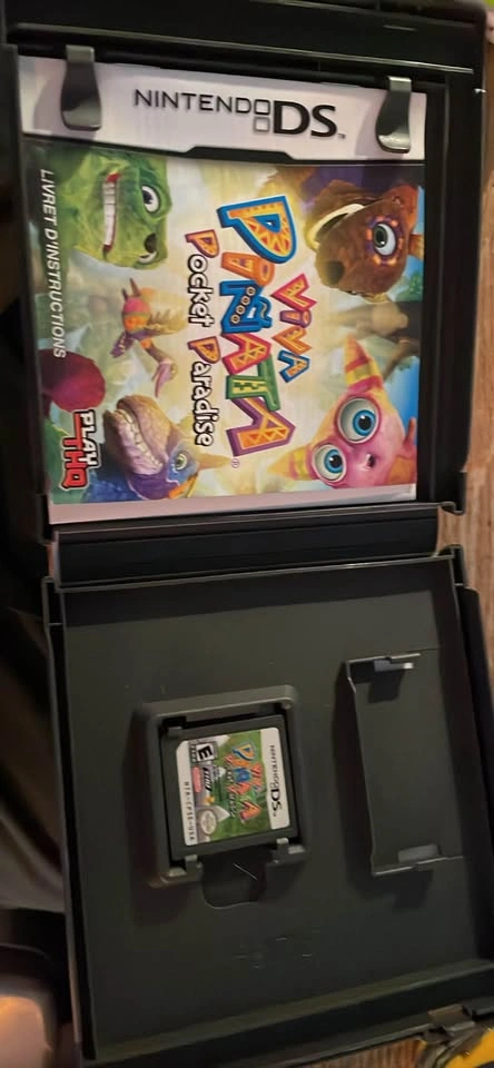 Viva Piñata Pocket Paradise DS Game - photo 3