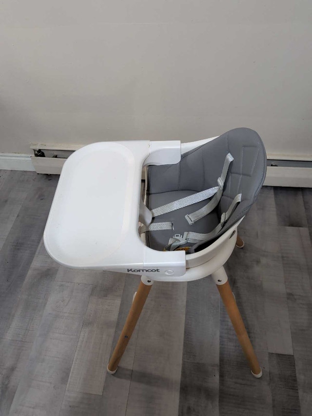 6 in 1 Convertible Highchair with Safety Harness - photo 3