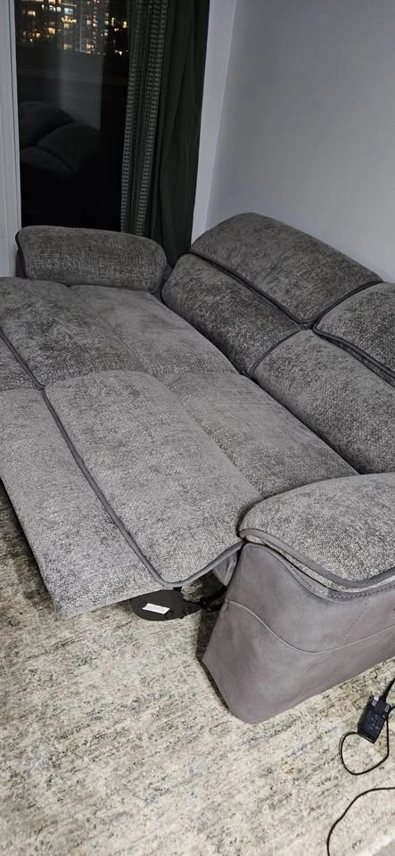 Vandelay Power Reclining Sofa – Grey – Excellent Condition - photo 2