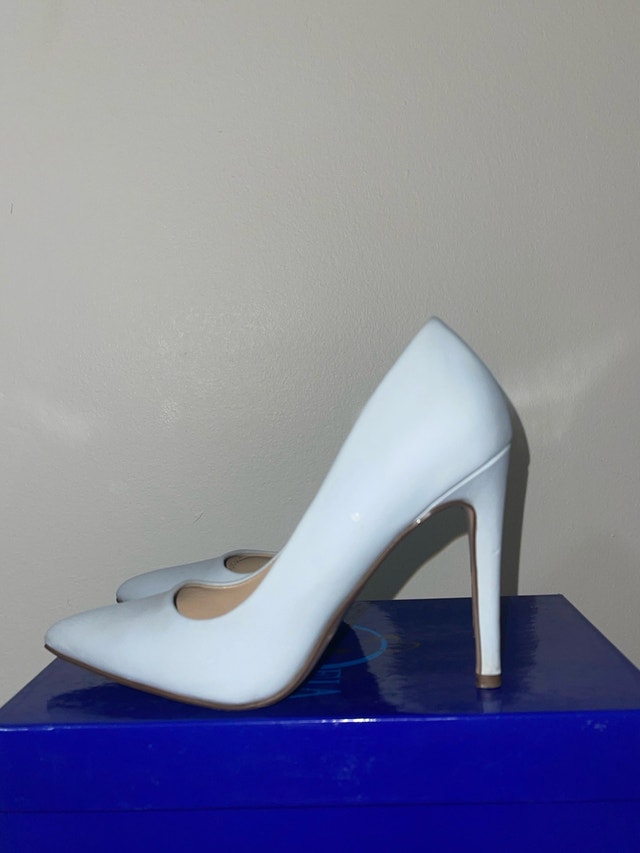 Pale Blue Stiletto Heels 6.5