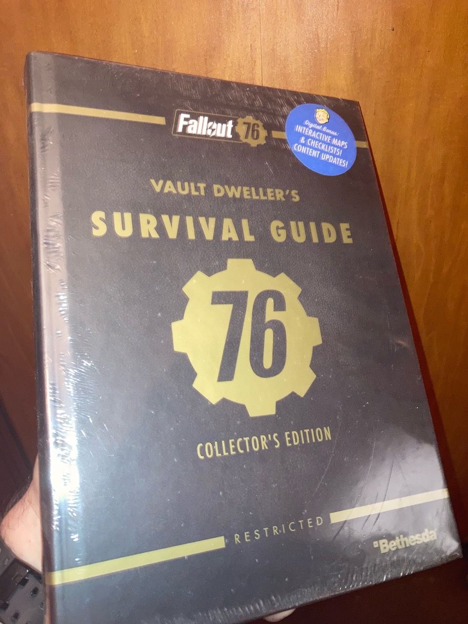 Fallout 76 Vault Dweller’s Survival Guide Collector’s Edition