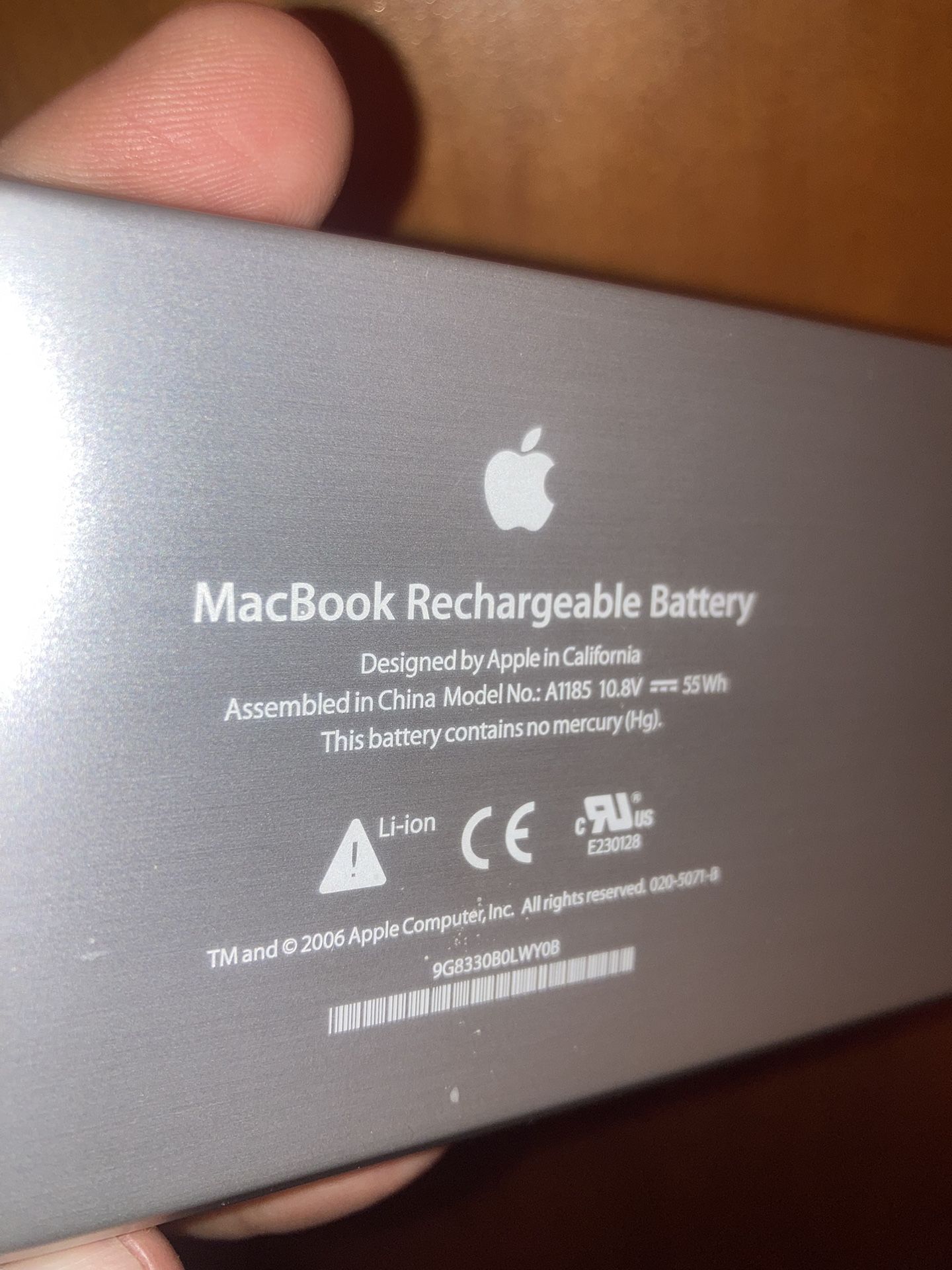 A1185 MacBook 13” Battery - photo 2
