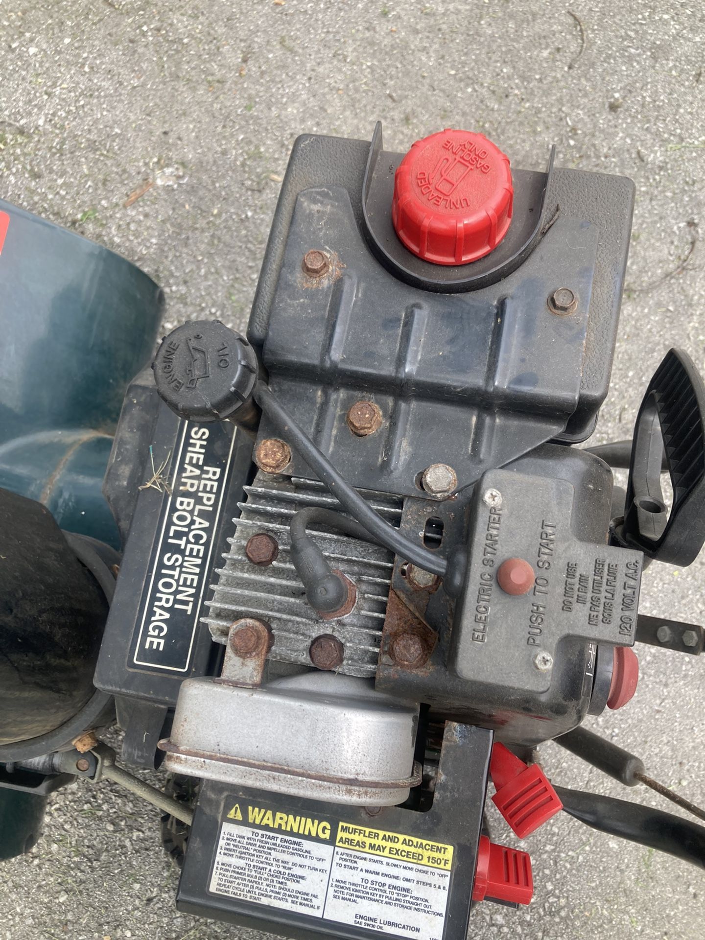 Craftsman 5HP 24” Dual Stage Electric Start Snow Thrower - photo 4