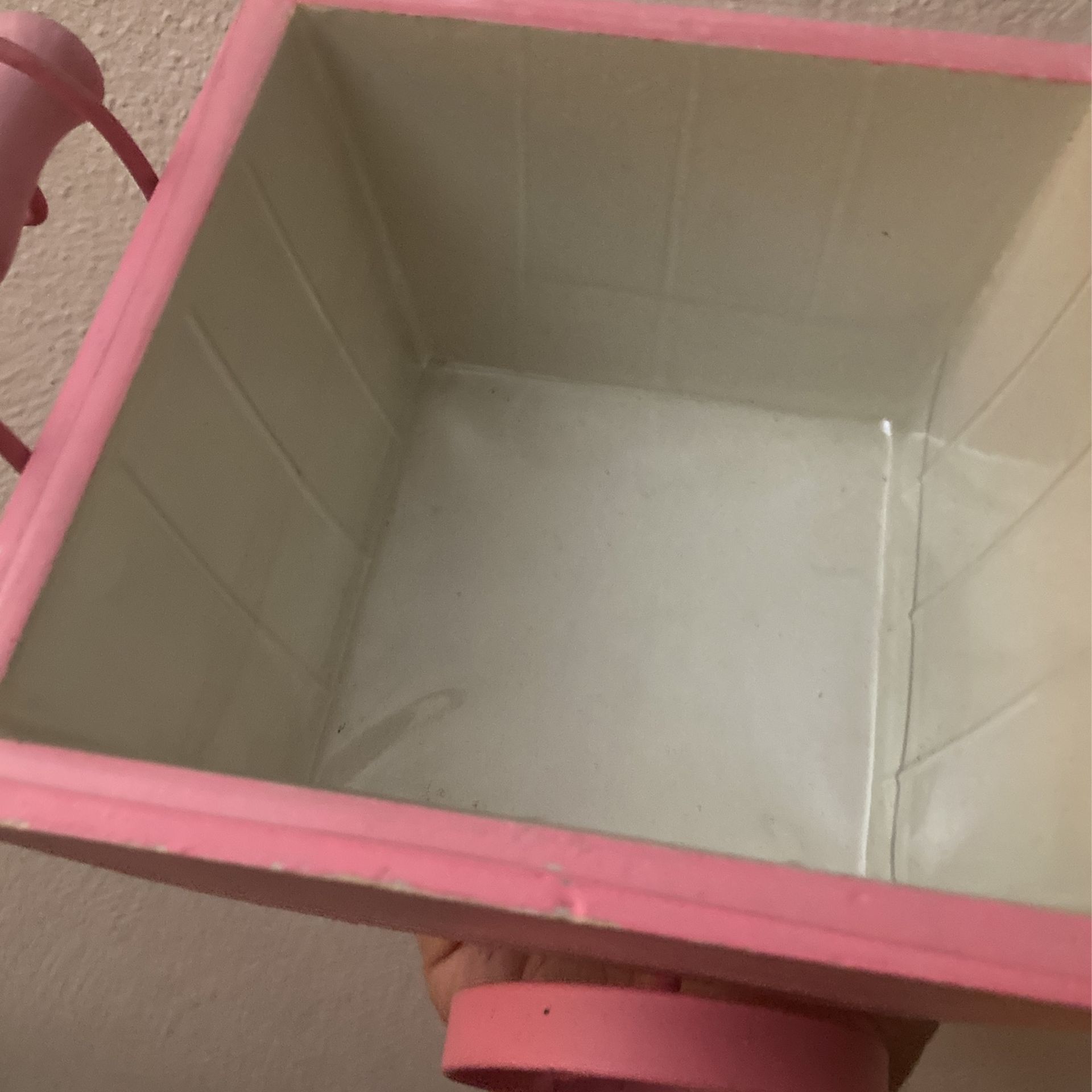 Decorative Pink Basket Holder - photo 2