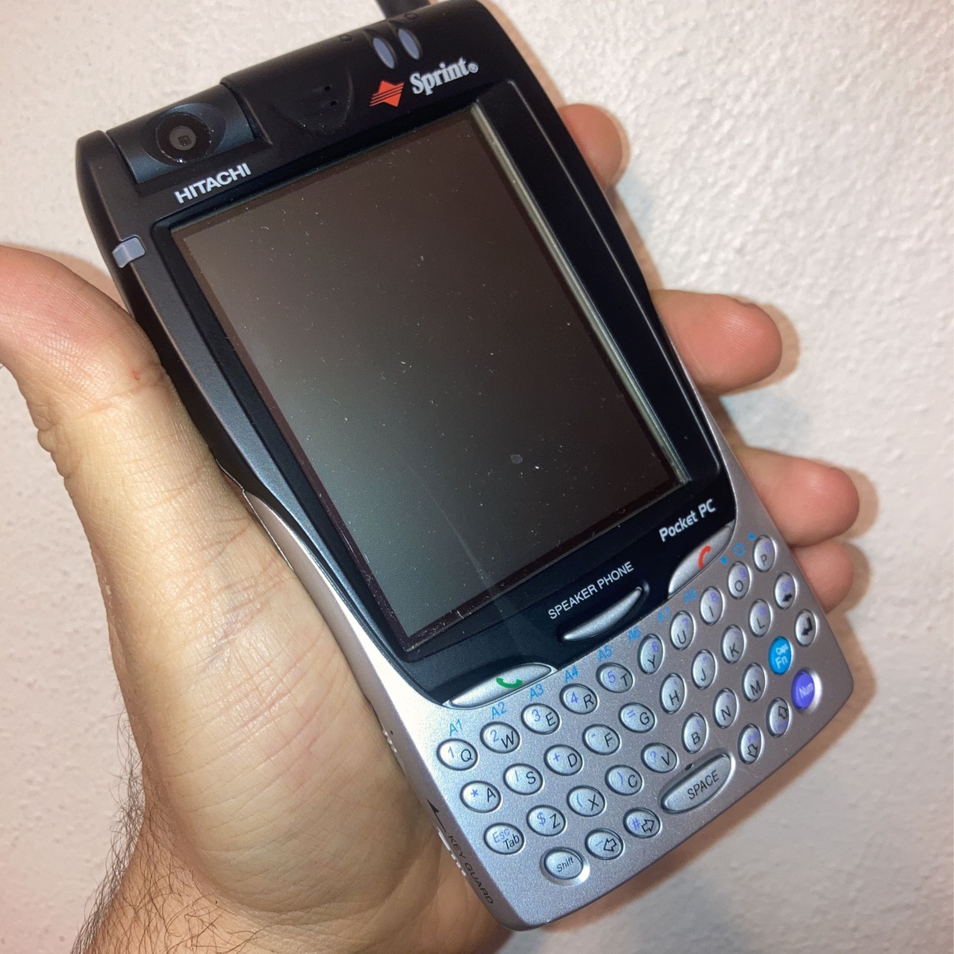 Hitachi G1000 Cell Phone •Sprint• (A Level)